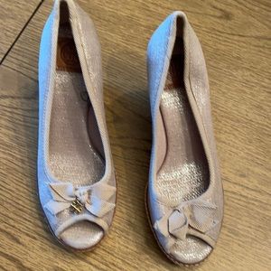 Women’s Tory Burch wedge sandals size 8